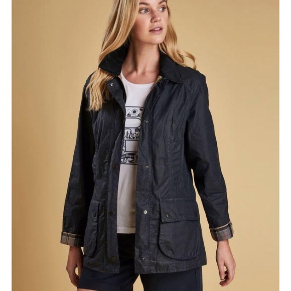 barbour beadnell navy